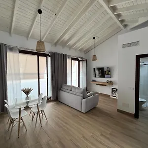 mm-empedrada-apartamentos-jerez.hotelsincadiz.net/