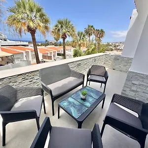 luxury-renevapartment-island-village-costa-adeje-tenerife.adeje-hotels.com/
